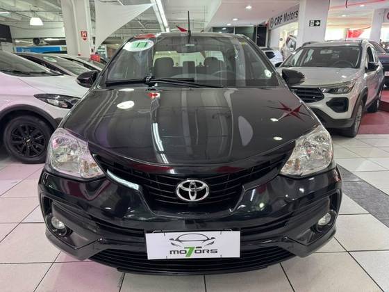 TOYOTA ETIOS 1.5 PLATINUM SEDAN 16V FLEX 4P AUTOMÁTICO TOYOTA ETIOS 1.5 PLATINUM SEDAN 16V FLEX 4P AUTOMÁTICO